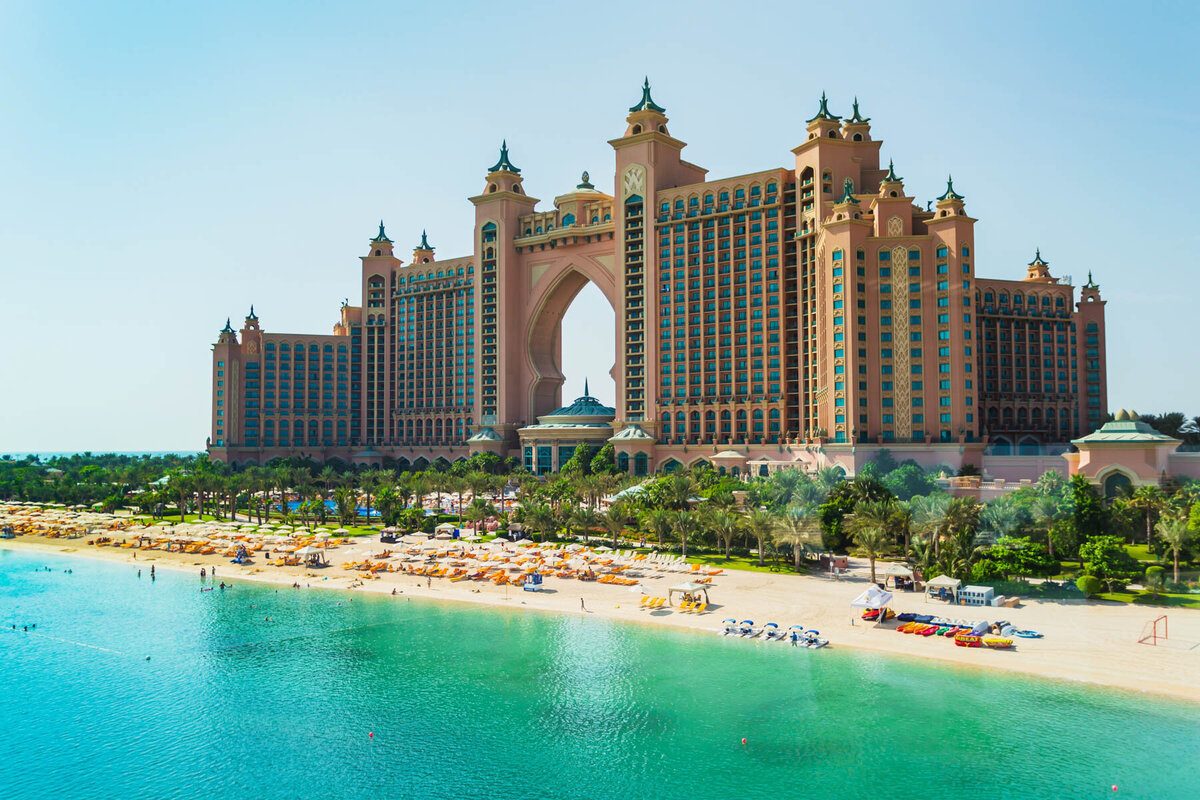 DUBAI, UAE - NOVEMBER 3: View Atlantis Hotel on November 3, 2013 in Dubai, UAE. The resort consists of two towers linked by a bridge, with a total of 1539 rooms.